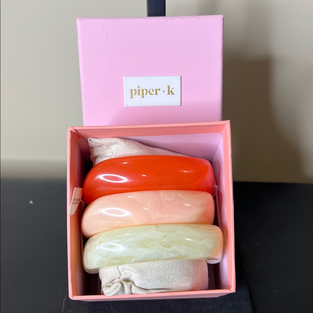 Piper K Bangle Set 3 In SpringSummer Peach 42$